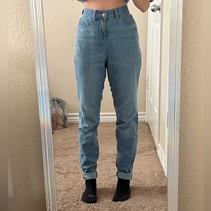 No Boundaries High Rise Jeans Size 1